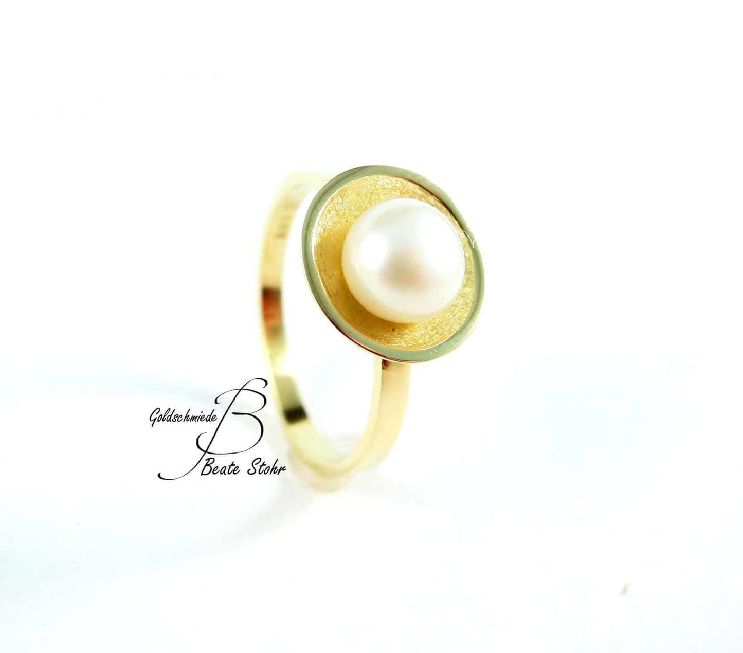 Ring mit Perle Gold