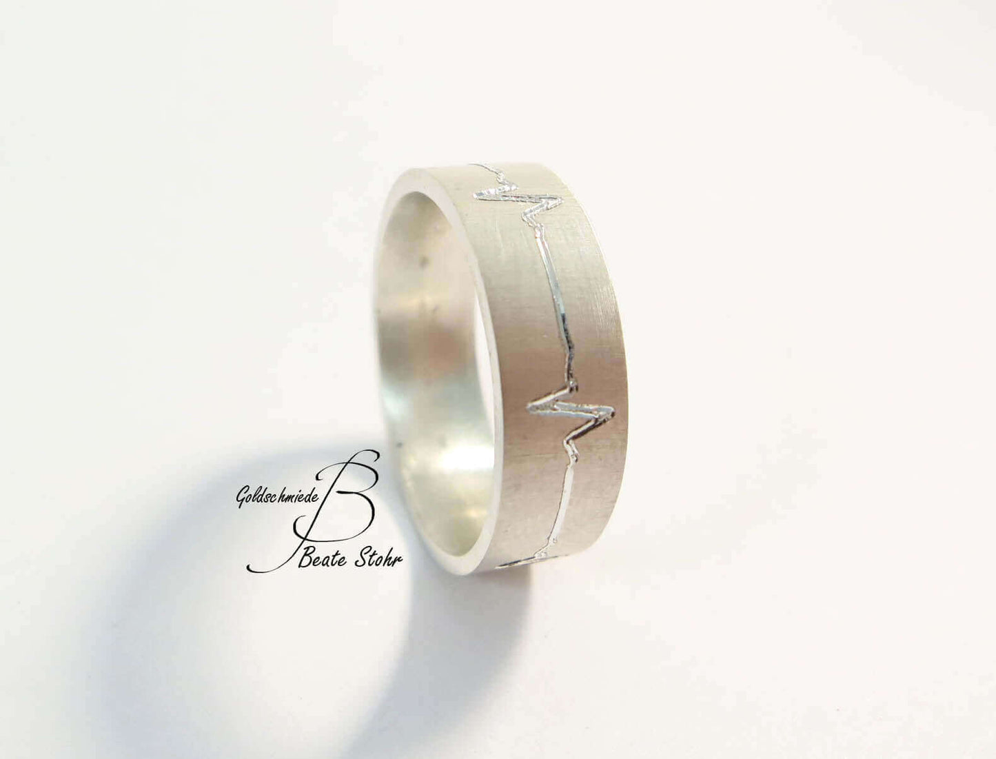 Silber Herzlinie Ring | Traumschmuckwerkstatt Shop