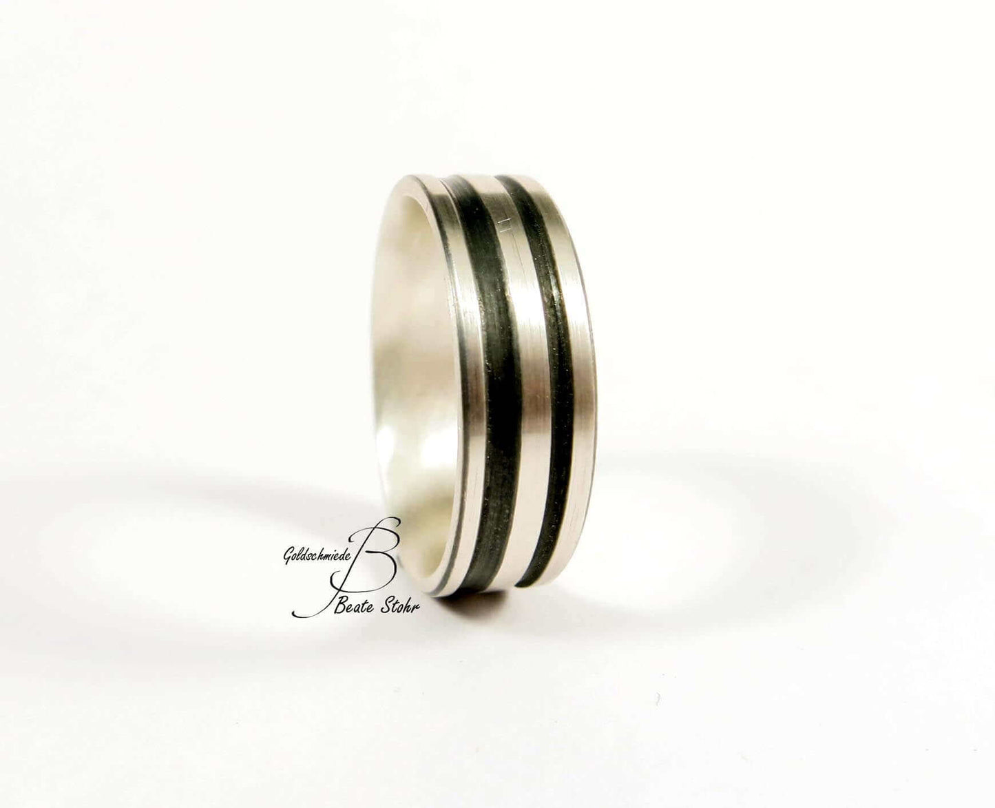 Schwarzer Rillenring | Rillenring | Traumschmuckwerkstatt Shop