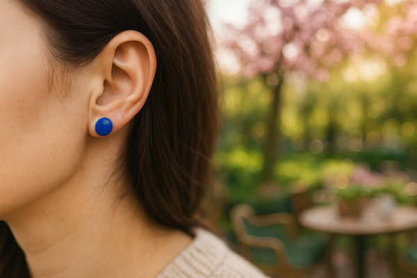Blaue Ohrstecker in 4, 6 oder 8 mm – edel & zeitlos