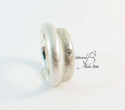 Eheringe halbrund 4mm eismatt Diamant