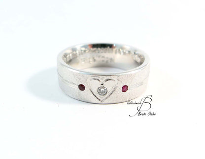 Trauring mit Herz Diamant & Rubin