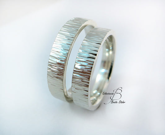 Paar Trauringe "Baumrinde" Silber