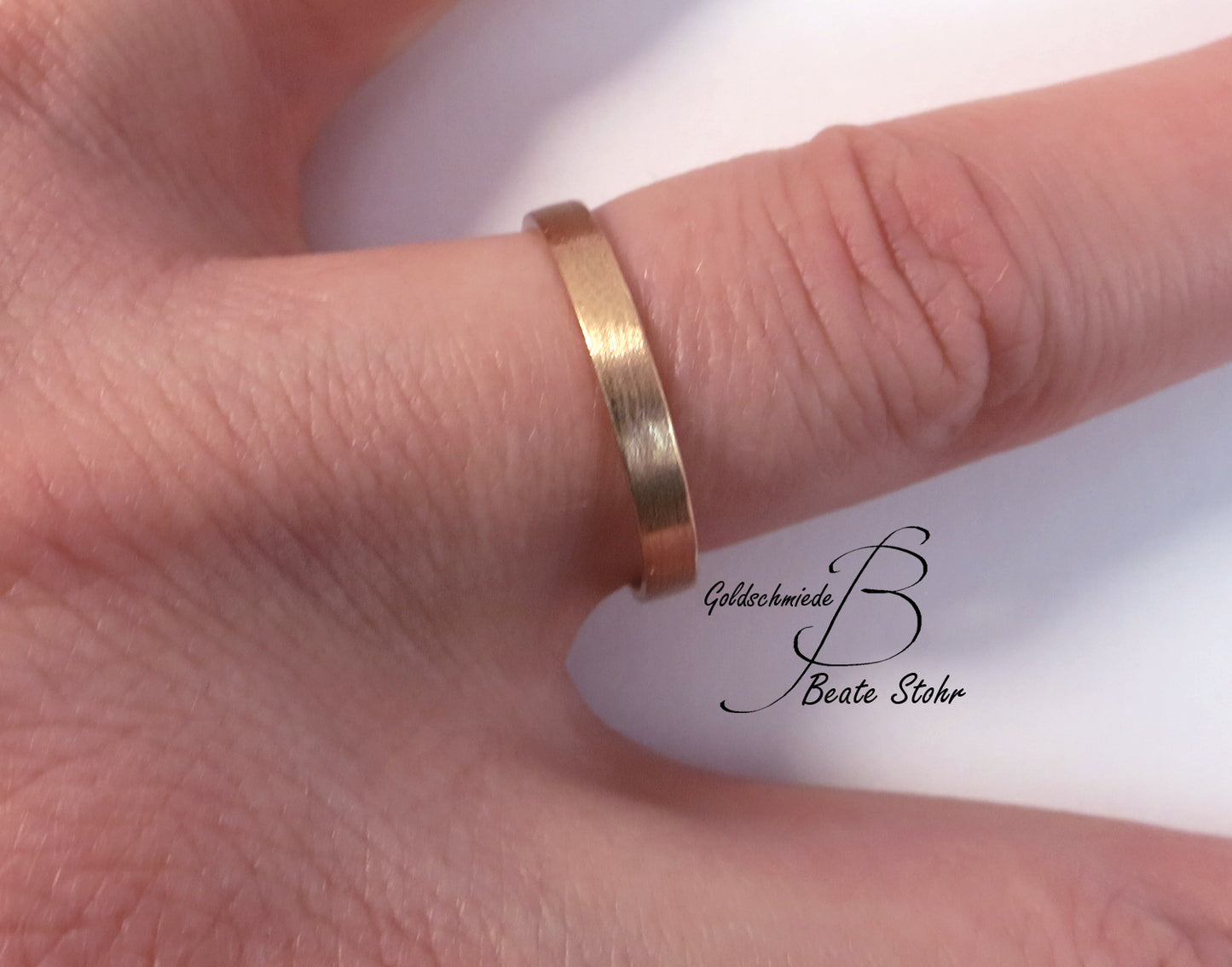 schlichte Trauringe in 585/- Roségold Handarbeit