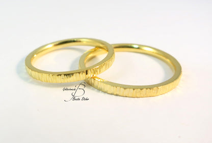 Paar Trauringe "Baumrinde" 585/- Gelbgold schmal