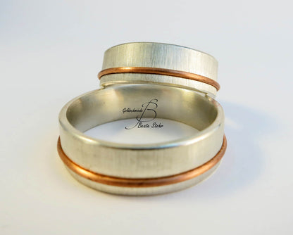 Trauringe mit Linie in Rotgold