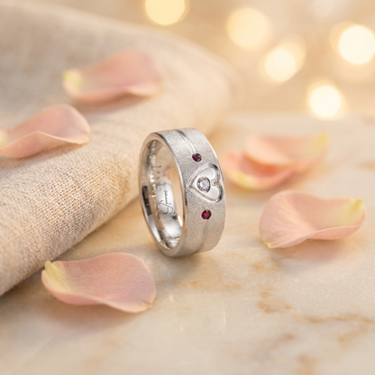 Trauring mit Herz Diamant & Rubin handgefertigt | Traumschmuckwerkstatt